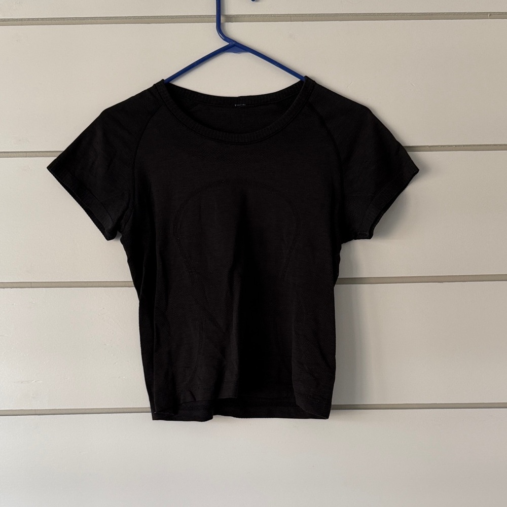 lululemon athletica Black Crop Top